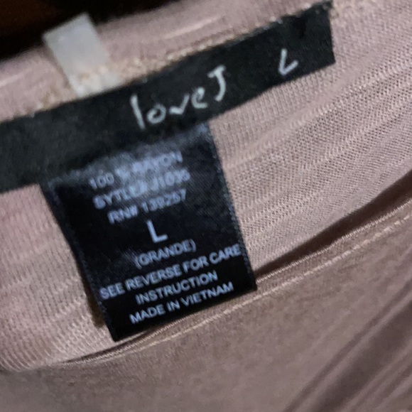 Rose top with ruched sides - Picture 2 of 4